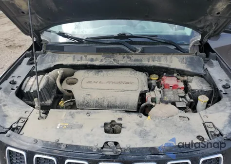 2019 Jeep Compass Latitude from USA, damaged, VIN 3C4NJDBB0KT755311